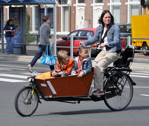 Vélo cargo électrique : l'idée cadeau inattendue pour un Noël plus doux